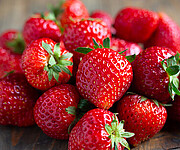 Strawberries + Vinegar = Shrub, A Beverage Revelation